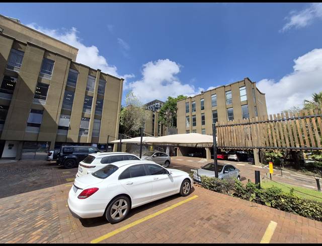 215M² OFFICE TO LET IN ROSEBANK